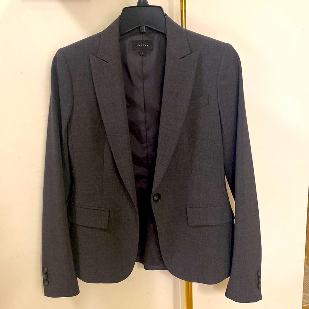 Theory size 0 gray blazer